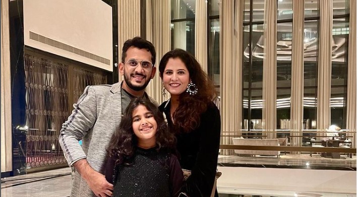 Aman Gupta family