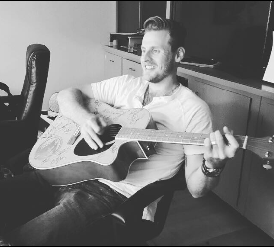 Ross Clayton wiki