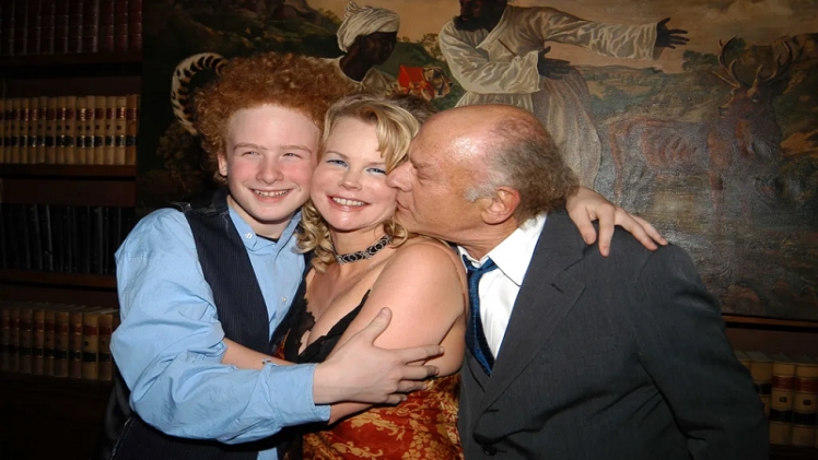 Art Garfunkel Biography, Age, Career, Net worth, Family And More