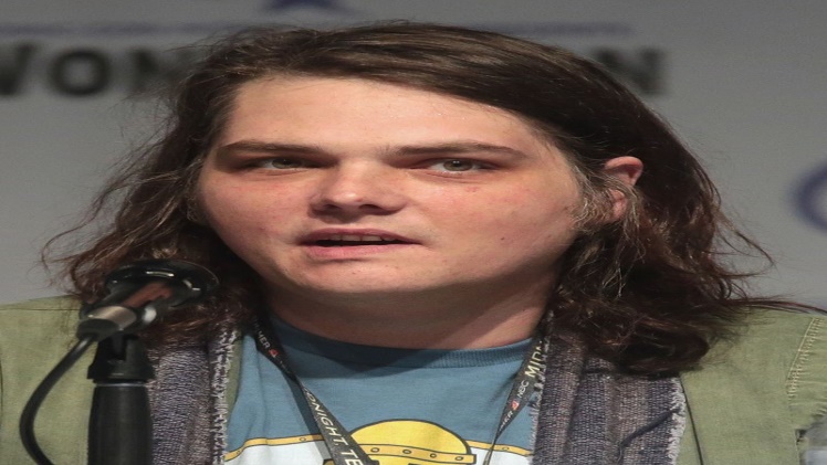 Gerard Way Biography, Age, Career, Net worth, Family And More
