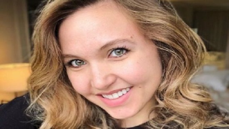 Taylor Tomlinson Biography, Age, Career, Net worth, Family And More