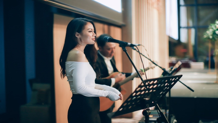 Unforgettable Tunes: How A Wedding Live Band Elevates Your Celebration