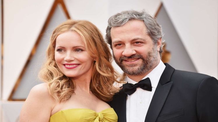 Leslie Mann Biography, Age, Career, Net worth, Family And More