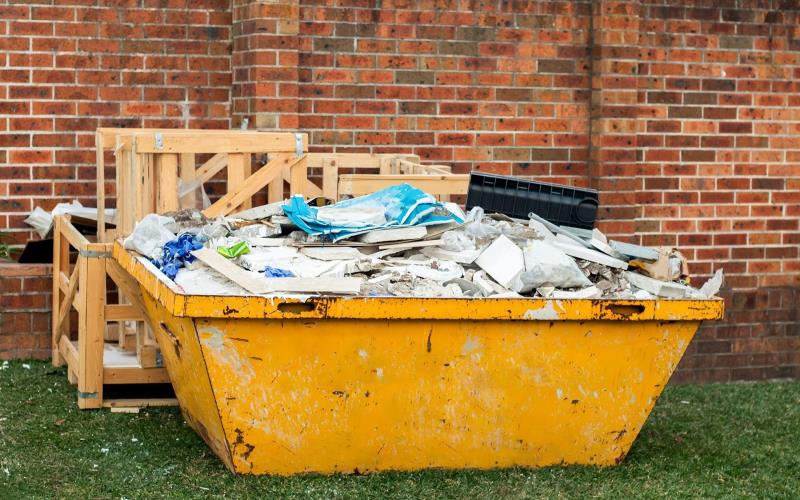Roll Off Dumpsters: A Handy Guide To Different Sizes