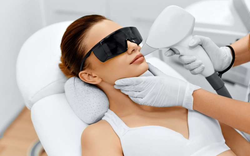 Exploring the Science Behind Laser Hair Removal: Benefits and Considerations